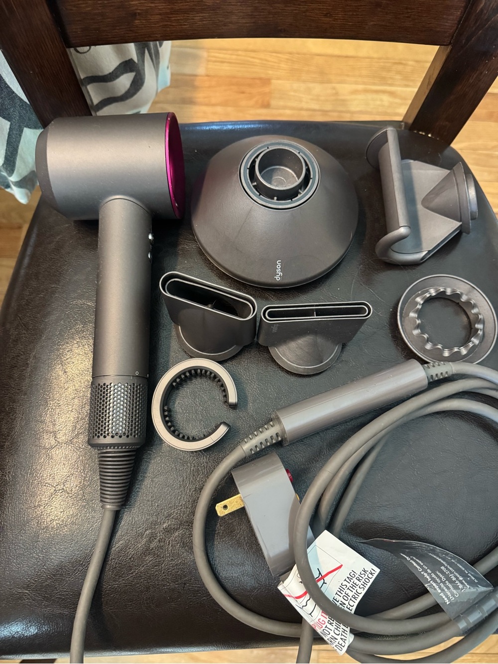 Dyson Hair Dryer with Magnetic Styling Attachments — Gray/Purple